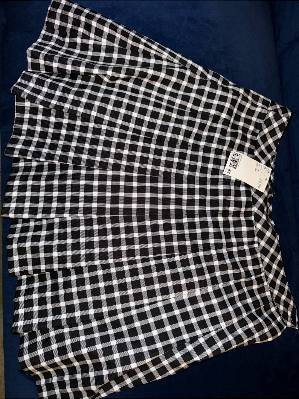 Black & White Plaid Pleated Skirt
